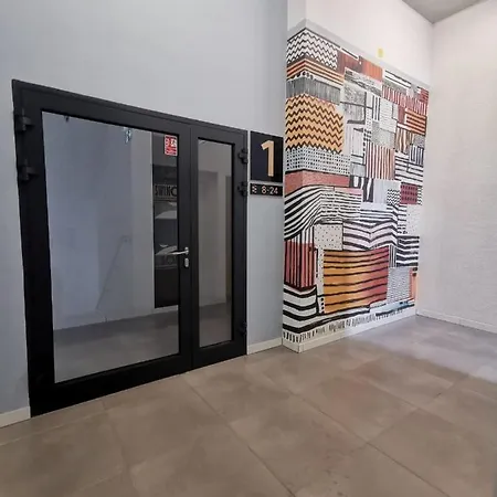 Travel&sleep Airport Zarembowicza Aparthotel